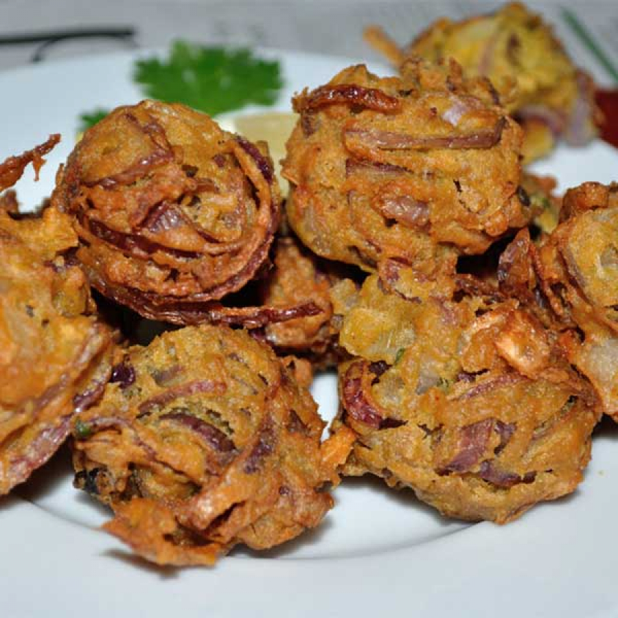 Пакора с луком