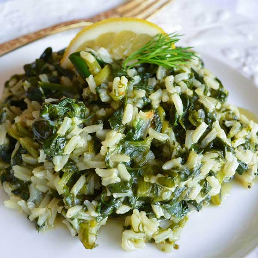 Греческий рис Спанакоризо