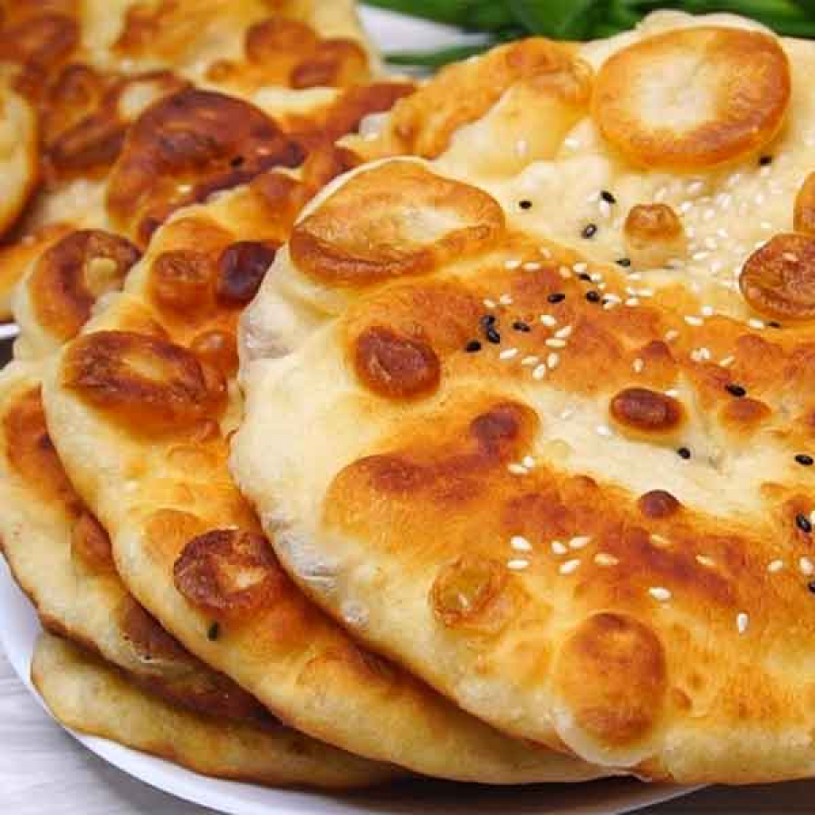 Бхатури